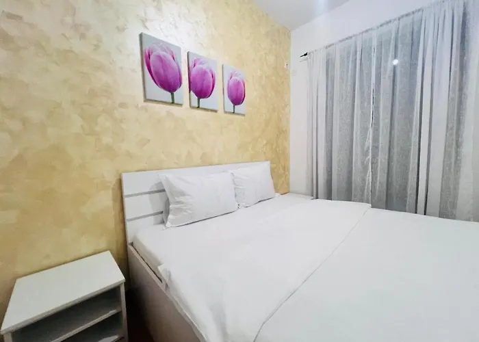 Апартаменти Upground Pipera View I Roa I 2 Br *