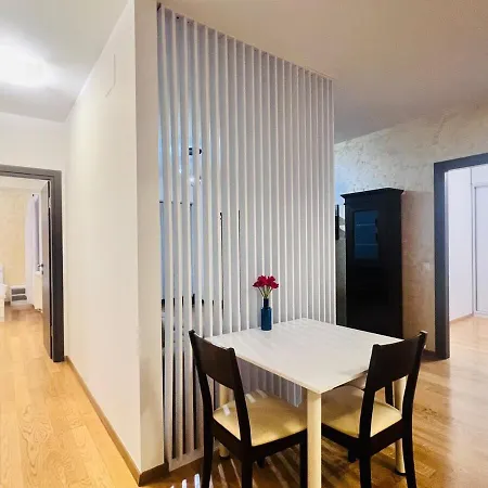 Upground Pipera View I Roa I 2 Br Apartmán